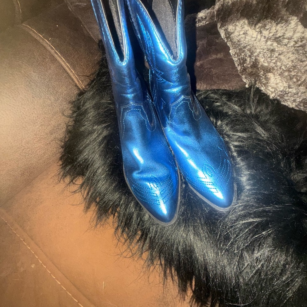 Soda Metallic Blue Ankle Boots